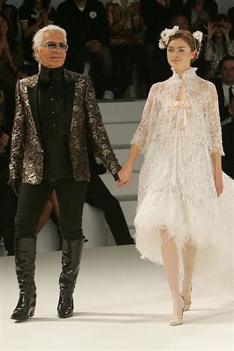 karl lagerfeld and coco chanel donc nous nous rencontrons enfin|karl lagerfeld chanel runway.